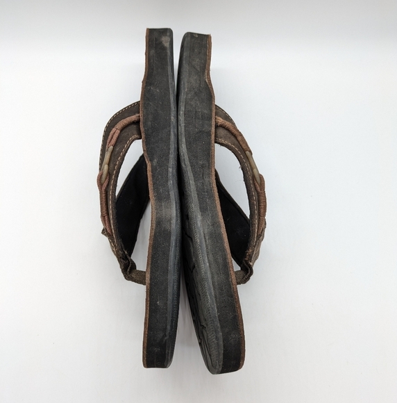 Gotcha Brown Thong Sandal With Fishhook Accent 13 - Picture 4 of 7